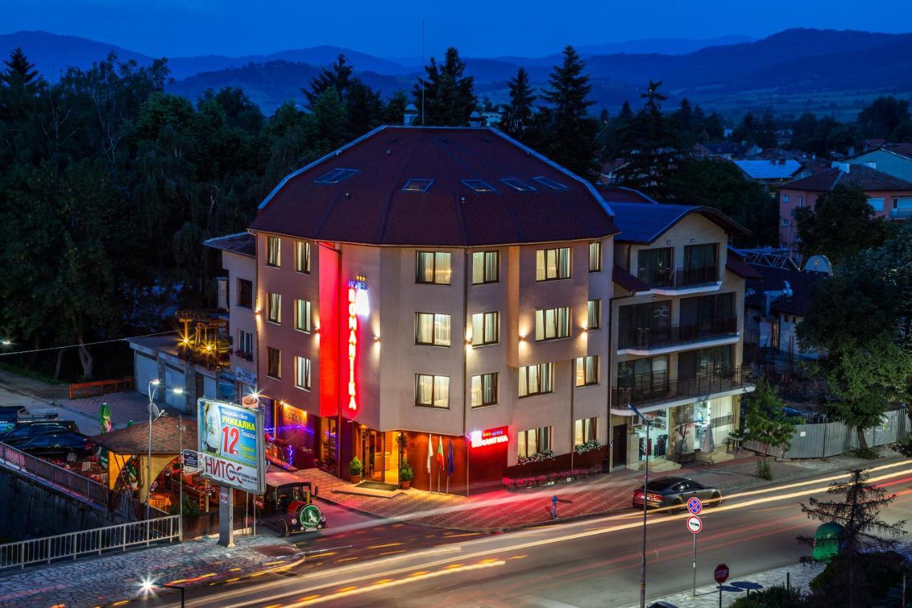 Family Hotel Romantika Velingrad Exterior photo